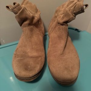 Tan suede like boots